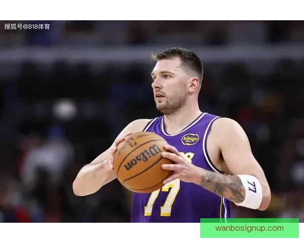 东契奇生涯第七次荣膺月最佳 场均37分8篮板7助攻获防守提名